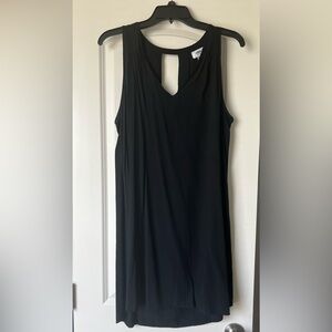 Black Sleeveless Dress